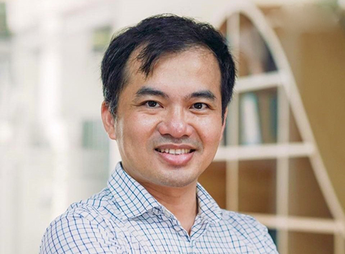 Thầy giáo Việt được chọn làm giám khảo cuộc thi khoa học kỹ thuật ở Mỹ