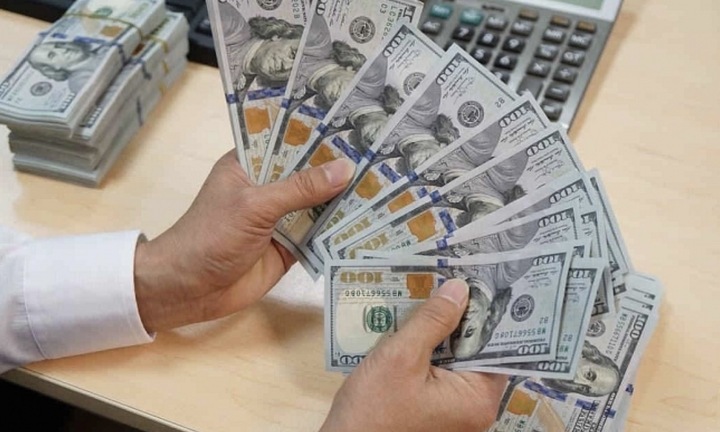 Ngân hàng Nhà nước bắt đầu mua can thiệp ngoại tệ, bơm ròng tiền đồng