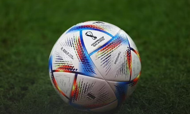 SpaceX âm thầm phóng hai quả bóng World Cup 2022 vào vũ trụ