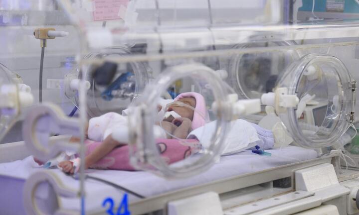 Cha mẹ ngại khám tầm soát, trẻ sinh non dễ bị bong võng mạc