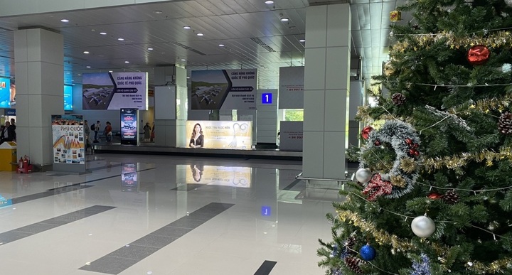 Cuối năm, thị trường du lịch lạ lùng chưa từng thấy