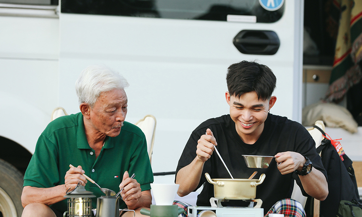 Jun Phạm trải lòng về mùa Giáng sinh buồn 15 năm trước