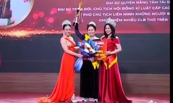 Sự kiện vinh danh 'nhà thơ thế giới': Sở VH & TT Quảng Ninh đang xác minh, xử lý