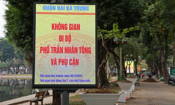 Cận cảnh tuyến phố đi bộ mới sắp đưa vào hoạt động ở Hà Nội 