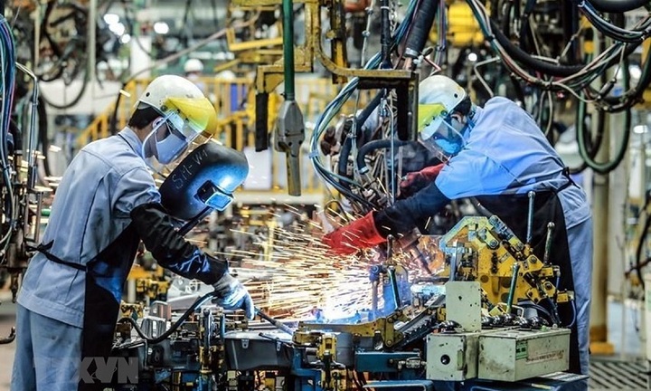 Kinh tế hồi phục, GDP năm 2022 tăng cao nhất hơn một thập kỷ