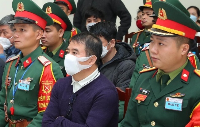 Cựu đại tá biên phòng bảo kê đường dây xăng dầu thoát án chung thân