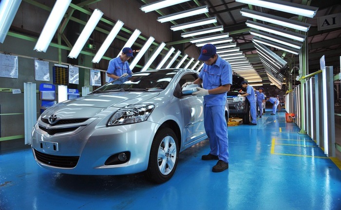 Xe lắp ráp và nhập khẩu Việt Nam tăng trưởng mạnh năm 2022