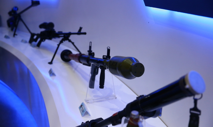 Ngắm dàn súng đạn do Việt Nam chế tạo