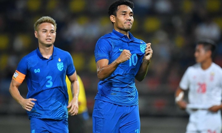 Lịch thi đấu bóng đá hôm nay 2/1 và ngày mai 3/1