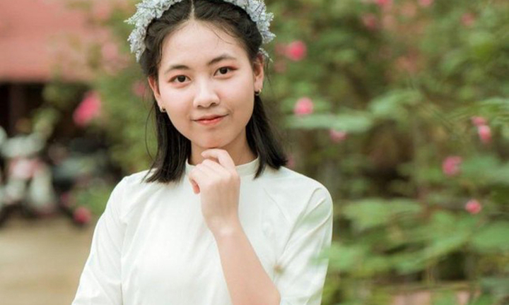 Nữ sinh Hà Nam đỗ thủ khoa đại học sau một năm làm công nhân