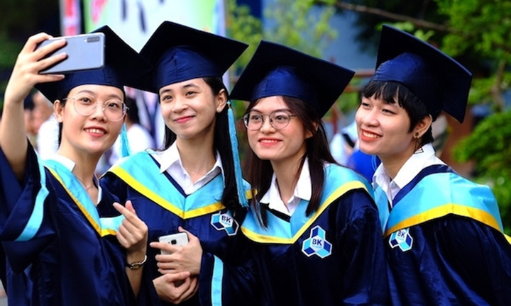 Hàng tỷ đồng học phí được trả lại cho sinh viên