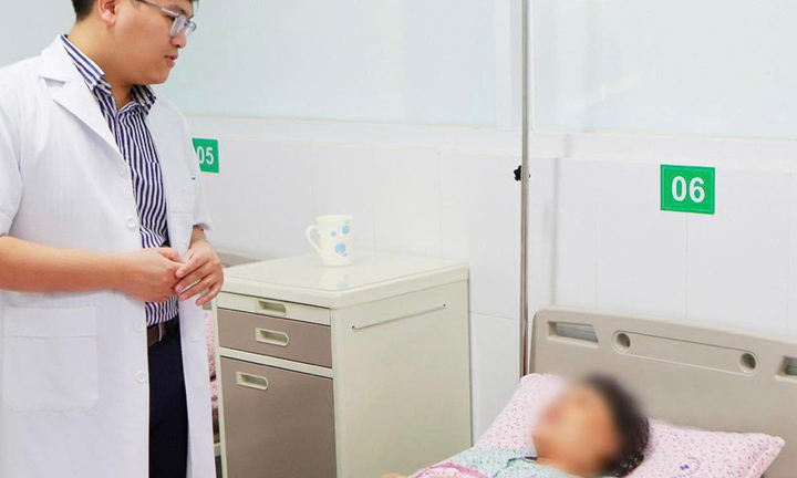 Tưởng rối loạn tiêu hóa, đi khám phát hiện u ác tính hiếm gặp