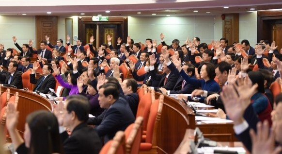 Bước tiến lớn trong công tác cán bộ: Có vào có ra, có lên có xuống