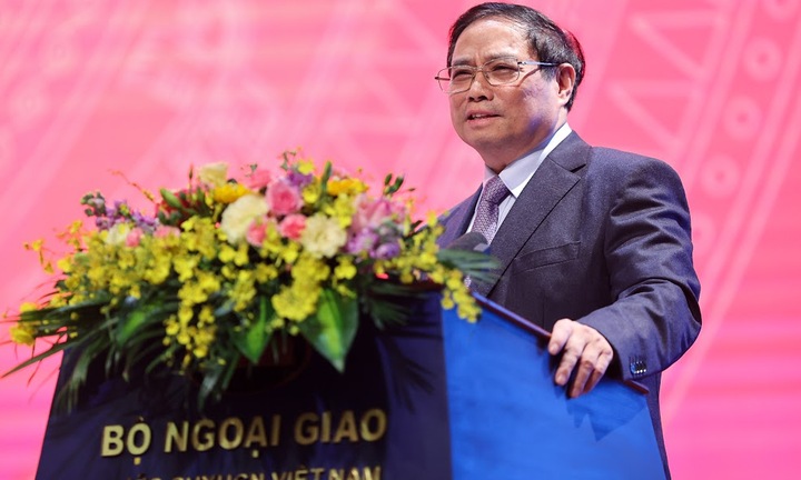 Thủ tướng: Tăng cường vai trò tiên phong, tai mắt của ngành ngoại giao