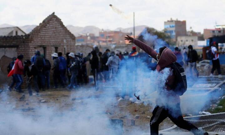 Biểu tình phản đối chính phủ ở Peru, ít nhất 17 người thiệt mạng
