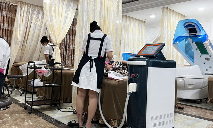 Bị đình chỉ 18 tháng về chăm sóc da, thẩm mỹ viện Mailisa vẫn nhận khách