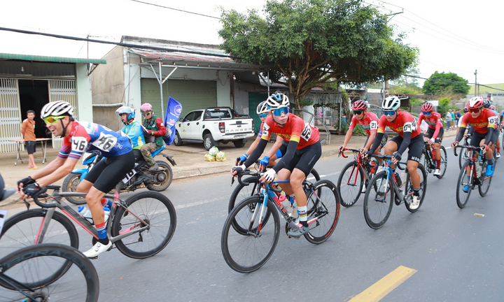 7 chặng đua đầy cảm xúc của giải xe đạp quốc tế TH Bình Dương