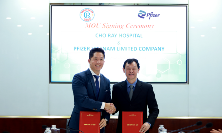 Pfizer Việt Nam và Bệnh viện Chợ Rẫy ký kết hợp tác về quản lý kháng sinh