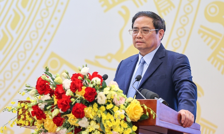 Thủ tướng: Huy động mọi nguồn lực phát triển hạ tầng GTVT