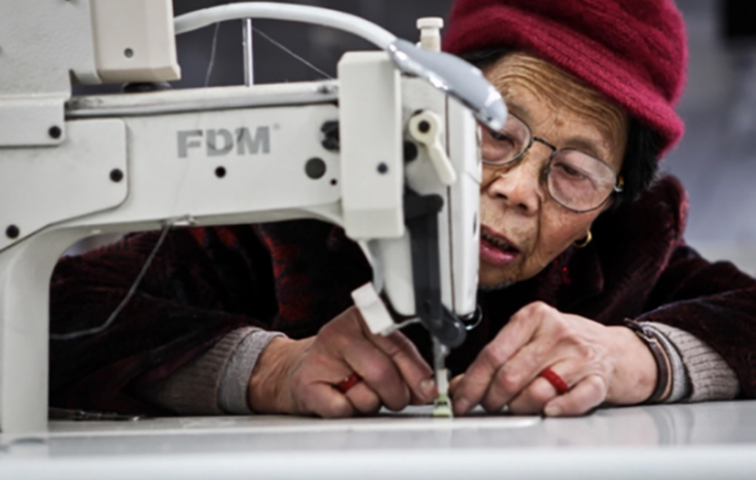 Hành trình 10 năm trả nợ 190 triệu USD của cụ bà ở Trung Quốc