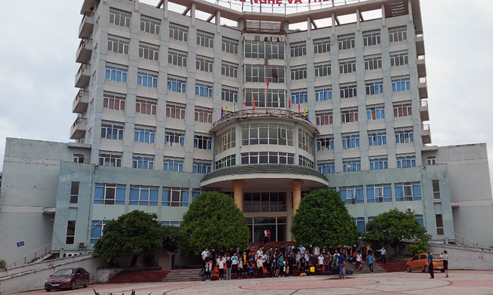 Trường Cao đẳng Công nghệ và Thương mại thông báo tuyển sinh năm 2023