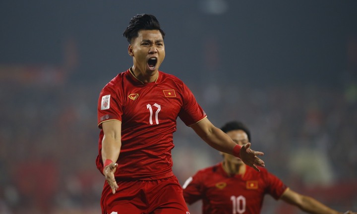 Văn Thanh lập siêu phẩm, tuyển Việt Nam hòa kịch tính Thái Lan 