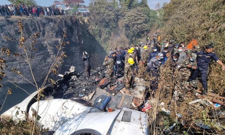 Rơi máy bay chở khách ở Nepal: Cơ hội tìm thấy người sống sót rất mong manh