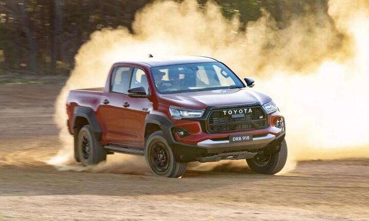 Toyota Hilux GR phiên bản thể thao có gì đặc biệt?