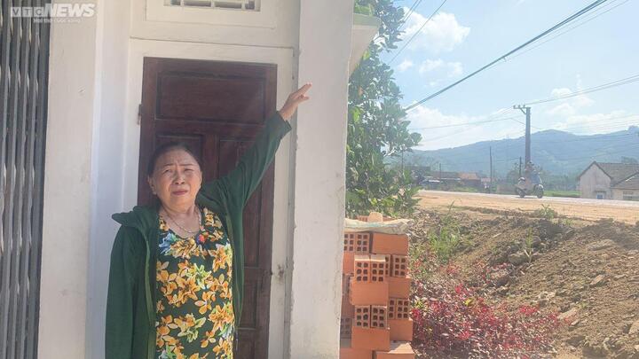 Bình Định: Dự án giao thông lỗi hẹn, dân đón Tết với bụi