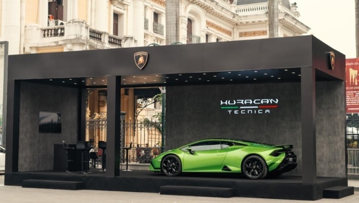 Cận cảnh Lamborghini Huracan Tecnica giá gần 20 tỷ đồng tại Hà Nội