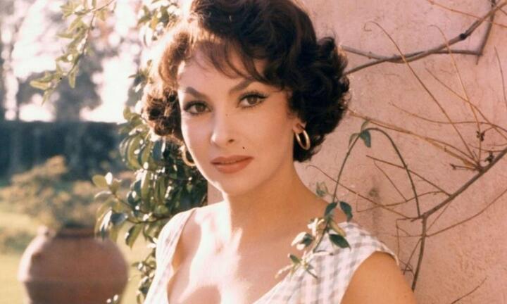 Minh tinh 'Thằng gù Nhà thờ Đức Bà' qua đời 