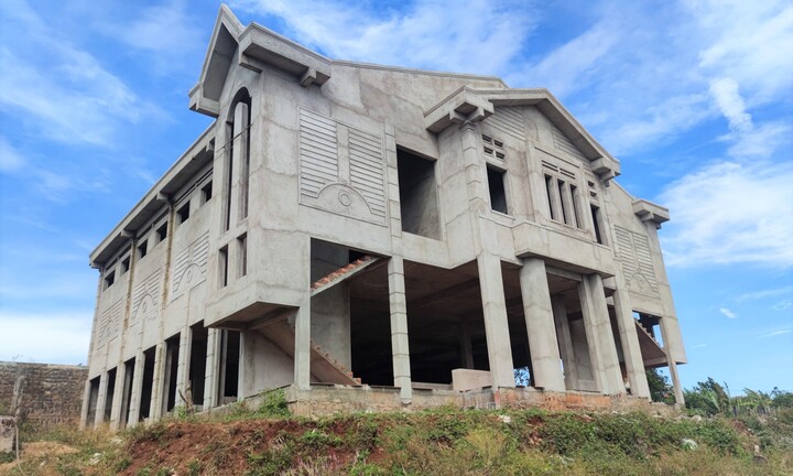 Cận cảnh khu chợ gần 10 tỷ đồng ở Gia Lai xây ì ạch 5 năm chưa xong