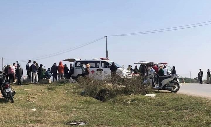 Xe máy lao xuống kênh, 3 người ở Nghệ An tử vong sáng mùng 1 Tết