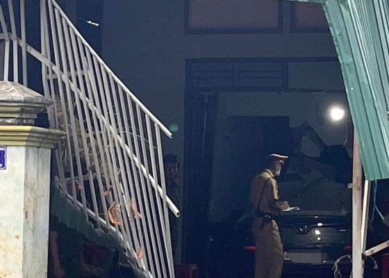 Ô tô lao vào nhà dân, một người tử vong tại chỗ