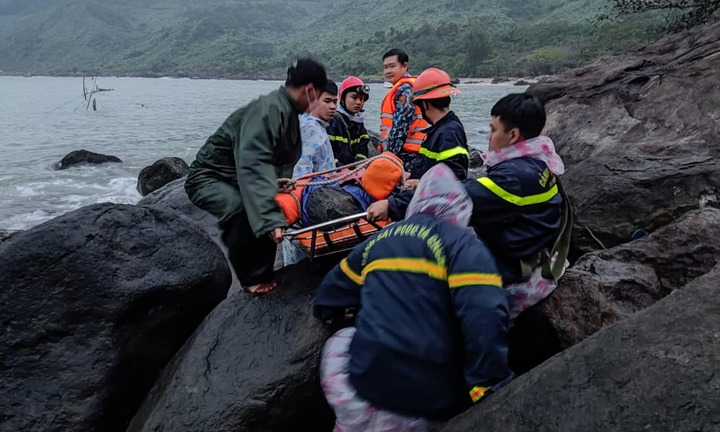 Gần 5 ngày đêm nằm dưới vực sâu ở đèo Hải Vân, phượt thủ được cứu thế nào?