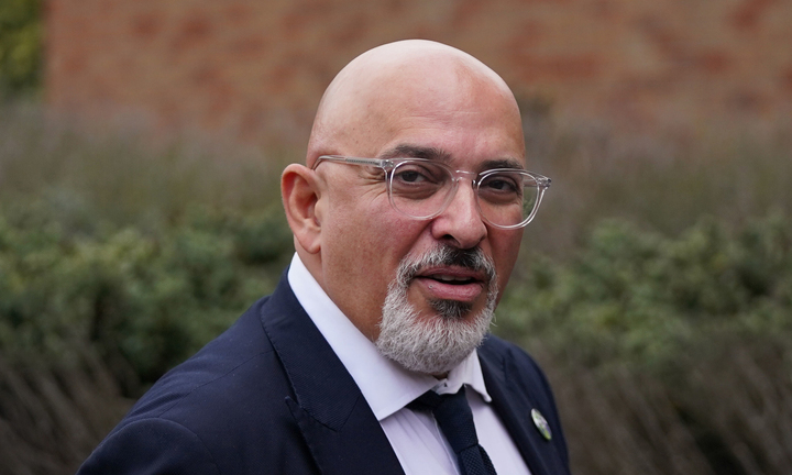 Thủ tướng Anh sa thải Chủ tịch đảng Bảo thủ vì bê bối thuế