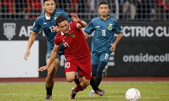 Đá 5 năm chỉ ghi 2 bàn, ngôi sao Indonesia từ bỏ giấc mơ châu Âu