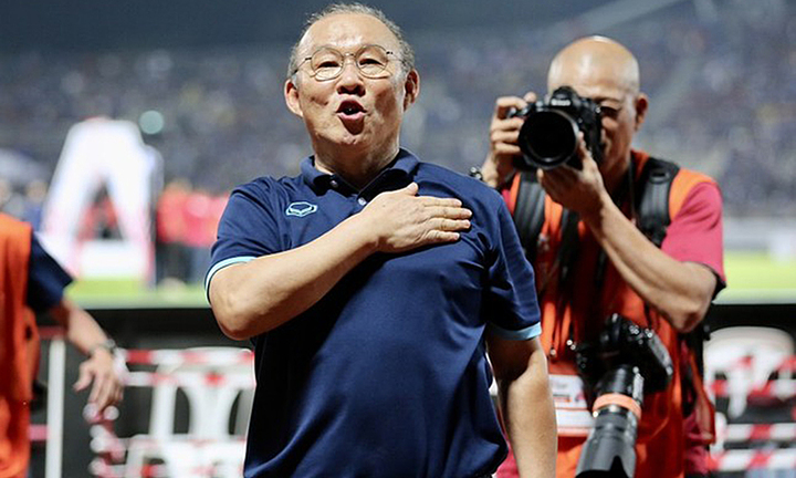 Người hâm mộ Việt Nam mong HLV Park Hang Seo từ chối tuyển Malaysia
