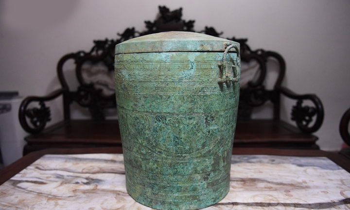 Cận cảnh hai bảo vật quốc gia mới: Trống đồng Kính Hoa II - Thạp đồng Kính Hoa