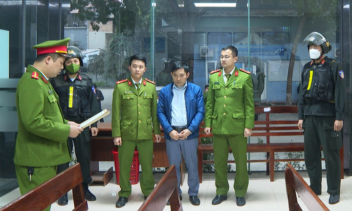 Khởi tố Giám đốc Trung tâm đăng kiểm 19-01V ở Phú Thọ