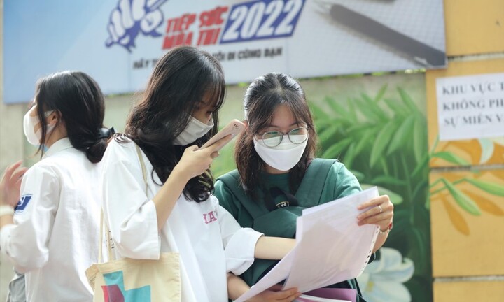 Tuyển sinh đại học 2023: 'Không nên có quá nhiều kỳ thi riêng'