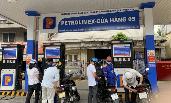 Bộ Tài chính 'nhường' Bộ Công thương quản lý xăng dầu: Chuyên gia lên tiếng 