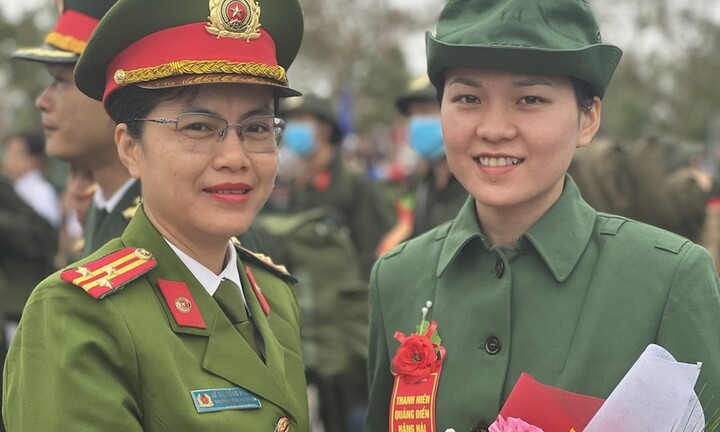 Nữ tân binh duy nhất ở Thừa Thiên - Huế viết đơn tình nguyện nhập ngũ
