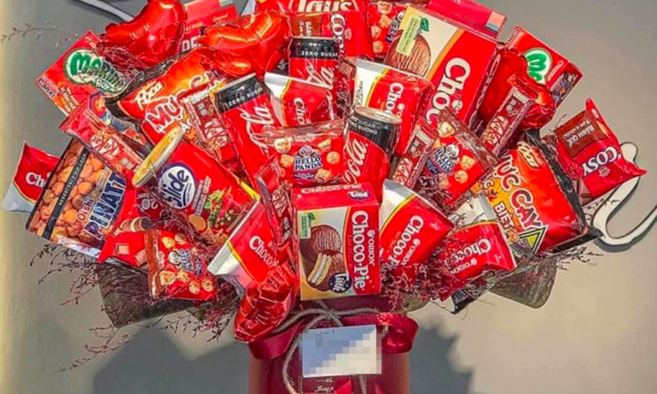 Những bó hoa Valentine siêu độc lạ: Không chỉ ăn được mà còn tiêu được