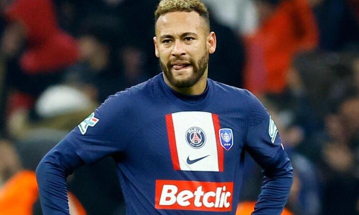 HLV PSG ám chỉ Neymar mắc sai lầm 'ngu ngốc'