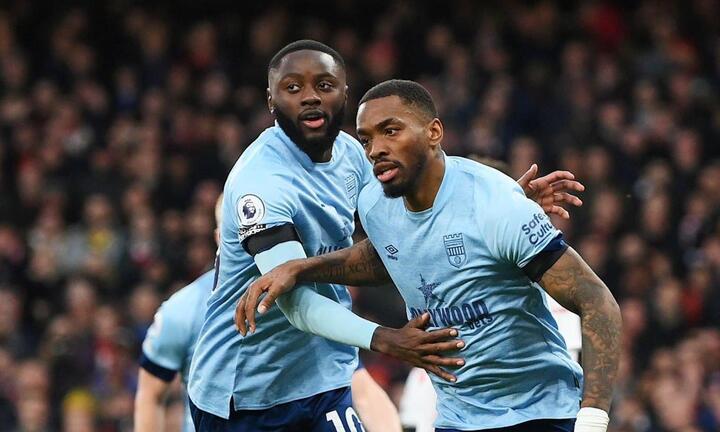 Trực tiếp bóng đá Arsenal 1-1 Brentford: Toney san bằng tỉ số