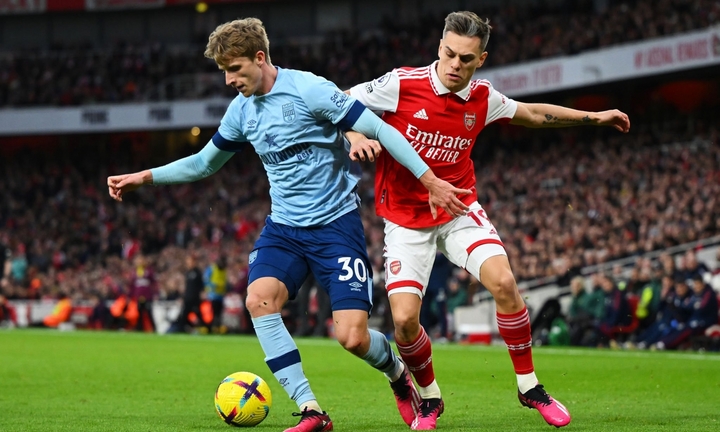 Arsenal bị cầm hòa, Man City có cơ hội thu hẹp khoảng cách