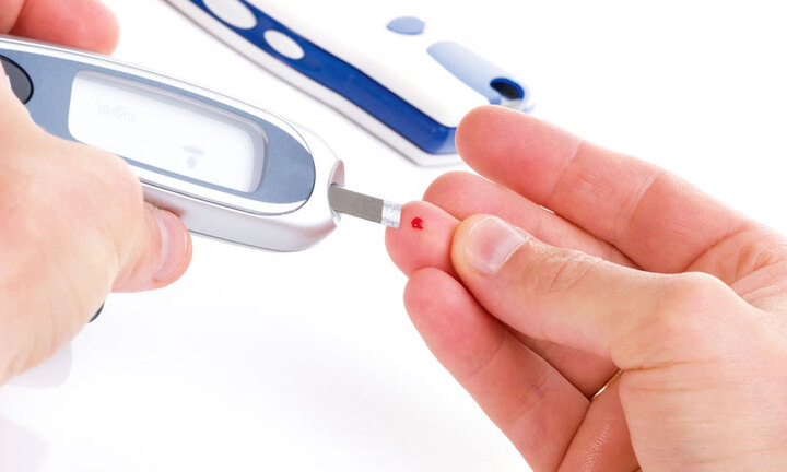 Khát nước liên tục, trẻ nhập viện vì bị đái tháo đường