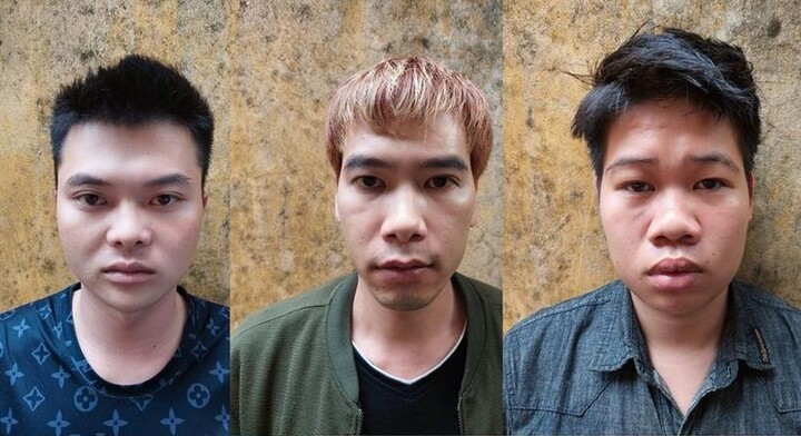 Sau va chạm giao thông, 2 thanh niên cầm dao truy sát đối phương