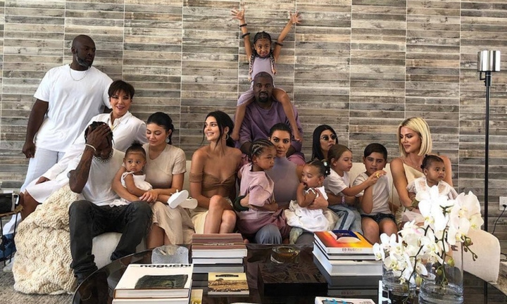 Những gia đình nổi tiếng đông con nhất Hollywood